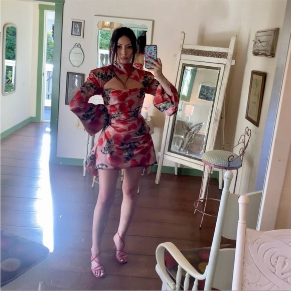 HOUSE OF CB 'Toira' Rose Print Draped Corset Dress - Picture 5 of 12